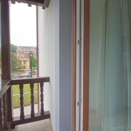 Turisticos La Pontificia Apartment Comillas