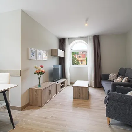 Apartamento Turísticos La Pontificia