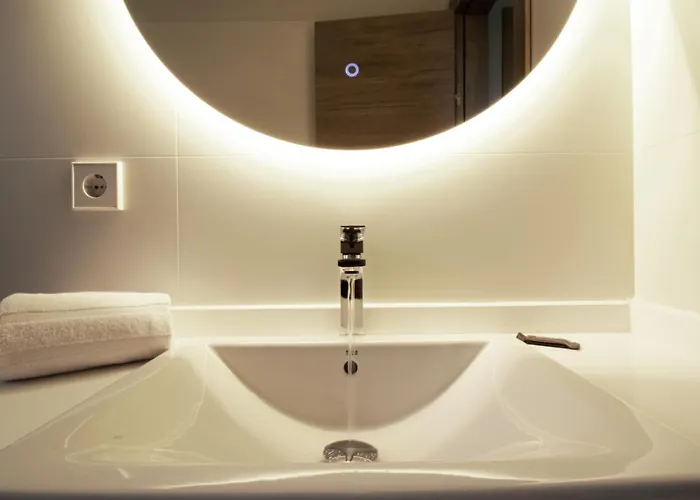 Apartamento Turísticos La Pontificia Comillas