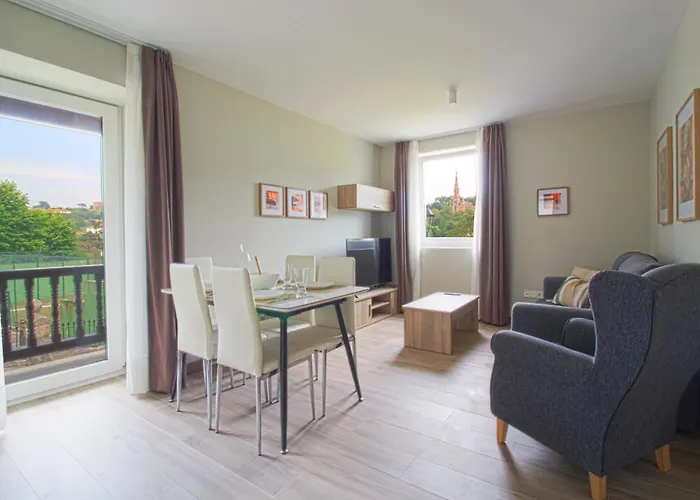 Turísticos La Pontificia