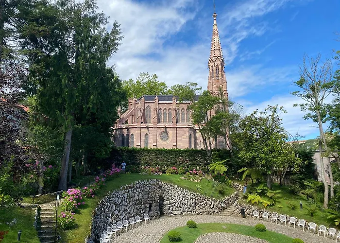 Turísticos La Pontificia Comillas