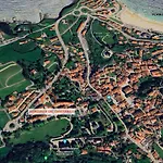 Lejlighed Turisticos La Pontificia Comillas